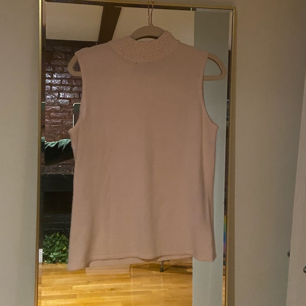 Pearl Detailed Turtle Neck